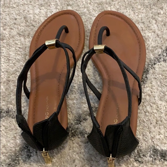 BCBG sandals - Picture 3 of 4